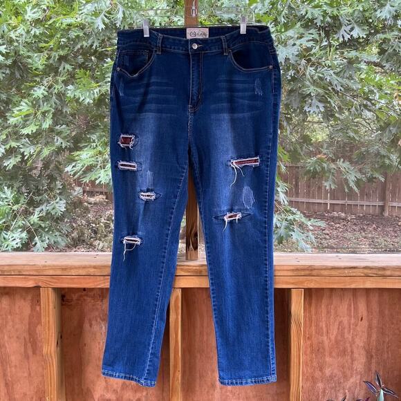 L&B Lucky And Blessed Women's Distressed Plaid Accent Jeans Size 20 - Picture 1 of 9